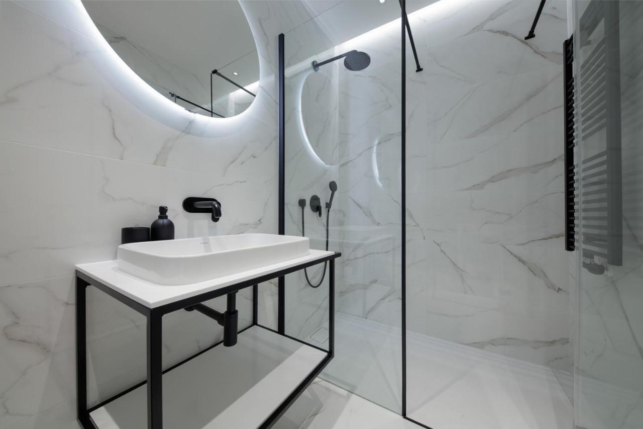 Luxury Haven In Zagreb Appartement Buitenkant foto