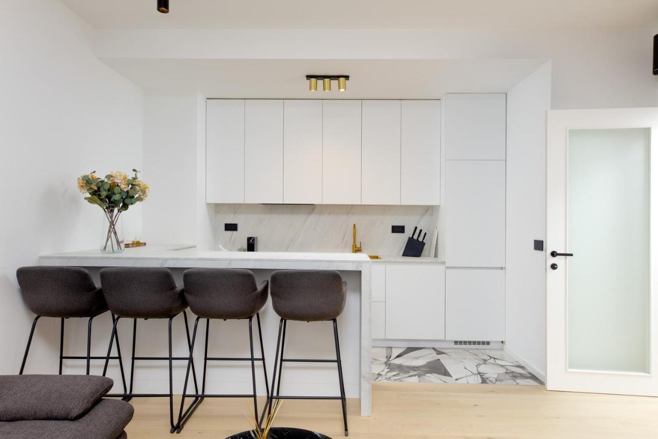 Luxury Haven In Zagreb Appartement Buitenkant foto