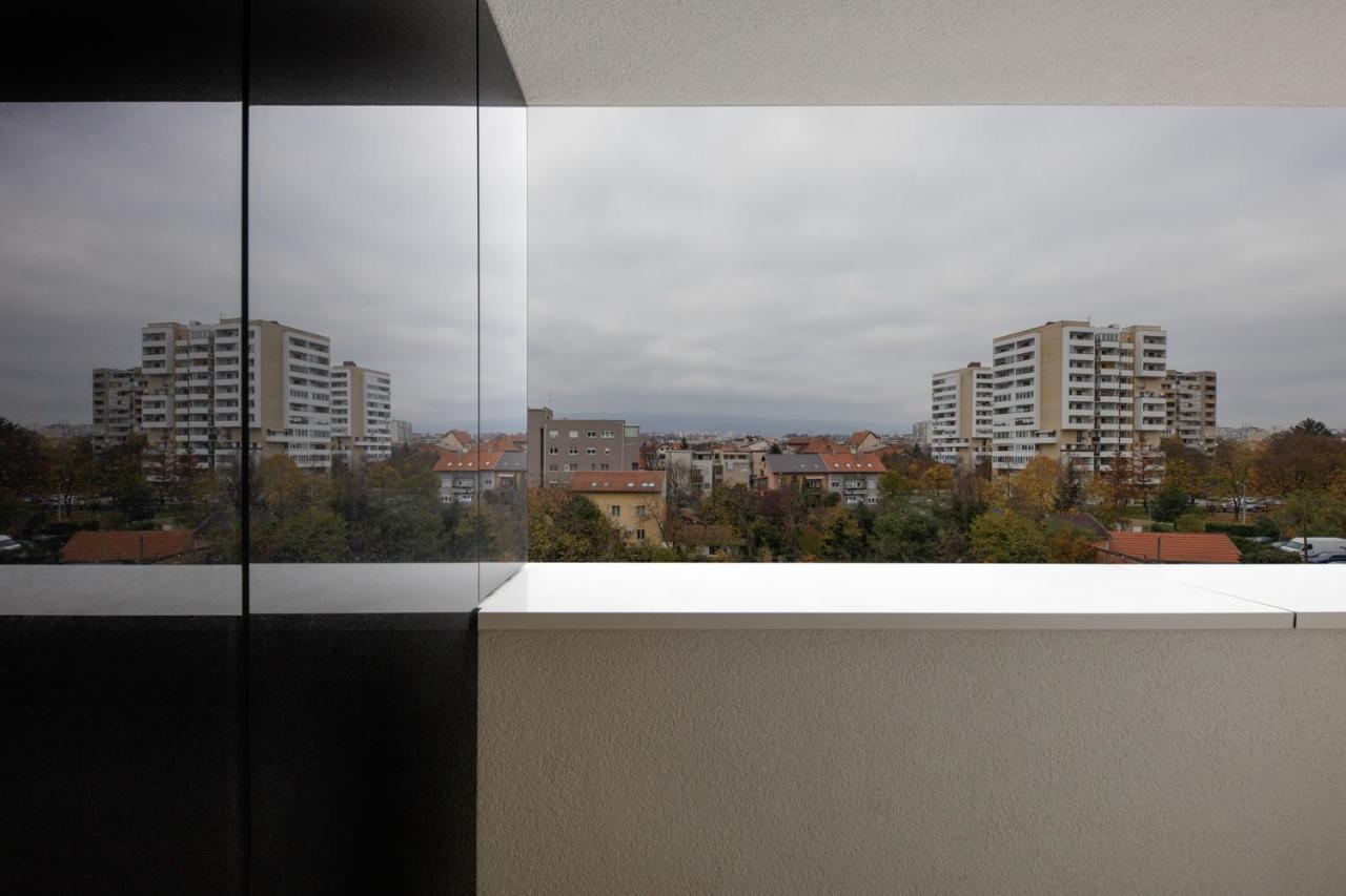Luxury Haven In Zagreb Appartement Buitenkant foto